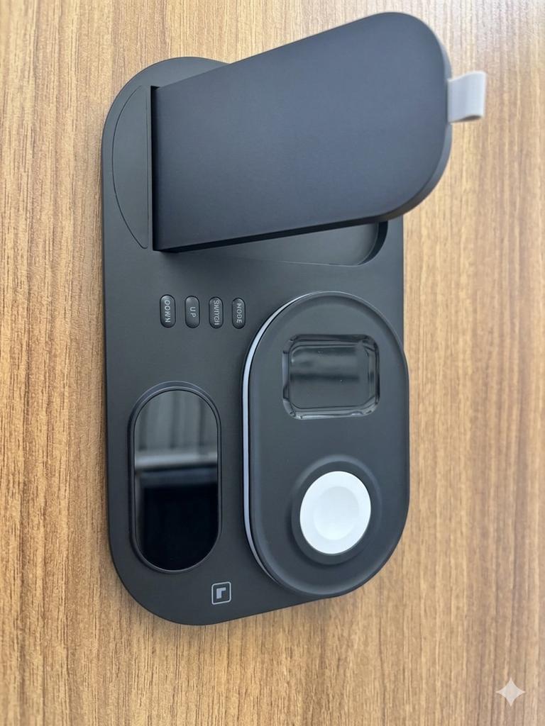 All-in-One Wireless Charging Dock - Zwart, Telecommunicatie, Mobiele telefoons | Telefoon-opladers, Ophalen, Zo goed als nieuw