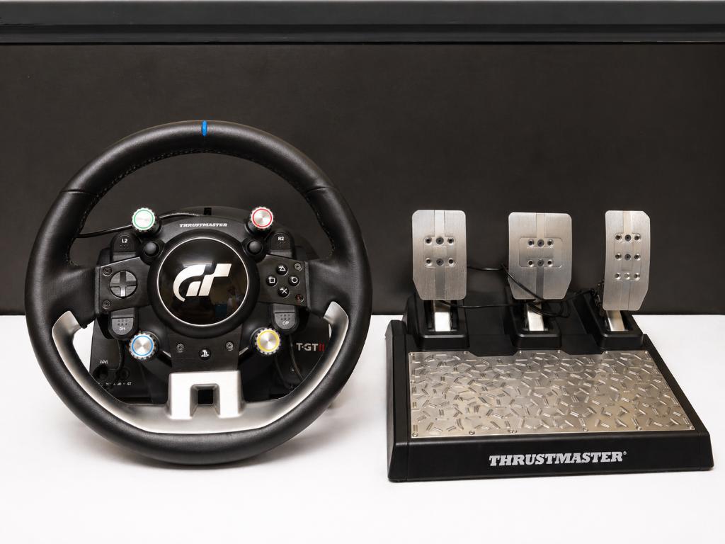 NIEUW Thrustmaster T-GT II + T-LCM Pedalen / 1 jaar garantie, Ophalen, Zo goed als nieuw, Stuur of Pedalen, PlayStation 4