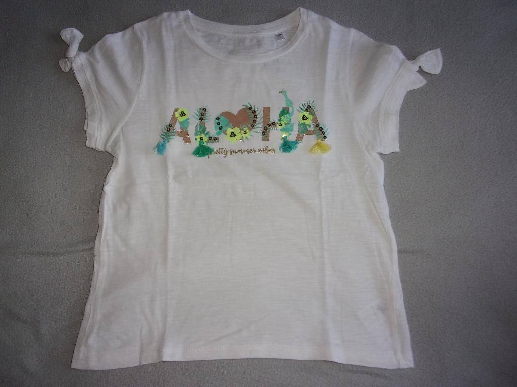 Mooi meisjes t - shirt. Maat 140, Kinderen en Baby's, Kinderkleding | Maat 140, C&A, Meisje, Ophalen of Verzenden, Zo goed als nieuw