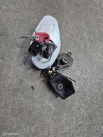 Contactslot tankdop buddyslot slotenset Multistrada slot, Motoren, Gebruikt, Factorystore.service@ducati.com, Ophalen of Verzenden