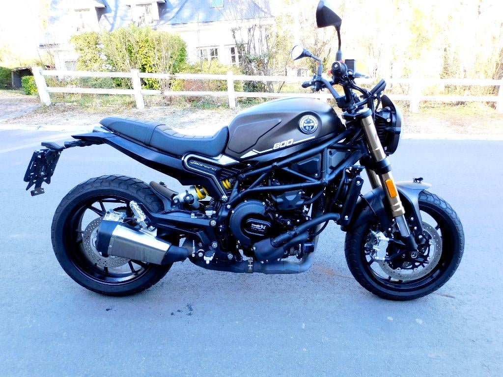 Benelli Leoncino 800 cc, 2000 km, 1 jaar garantie, Italie, Occasion, Motorrijbewijs A, Bedrijf