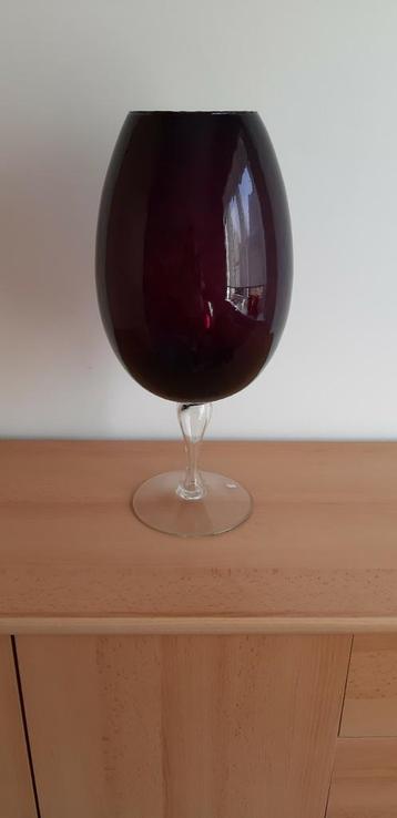 Bordeaux vaas H 46 cm intact  beschikbaar voor biedingen