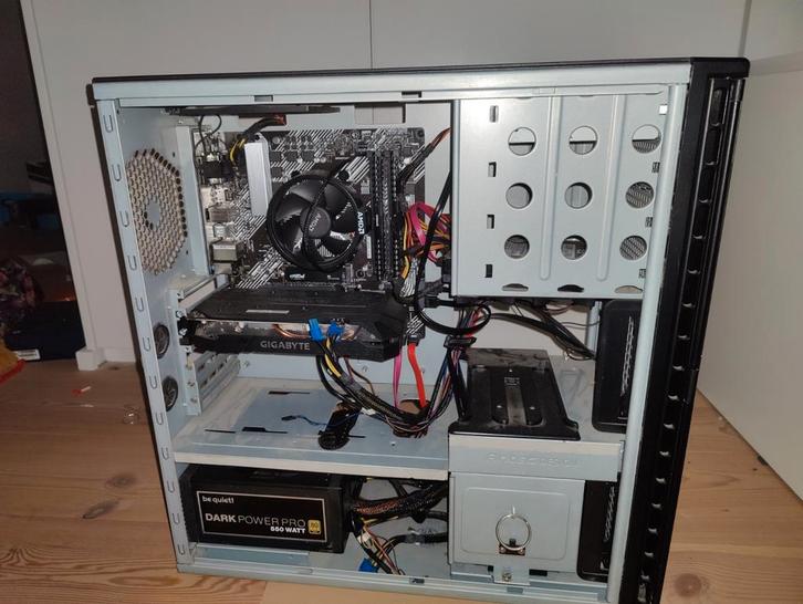 Gaming computer PC, Computers en Software, Computerbehuizingen, Zo goed als nieuw, Ophalen of Verzenden