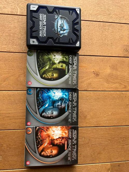 Star Trek: Deep Space Nine: season 1-4, Cd's en Dvd's, Dvd's | Science Fiction en Fantasy, Zo goed als nieuw, Verzenden