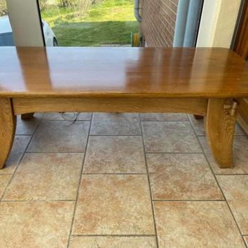 antieke vintage eikenhouten salontafel  beschikbaar voor biedingen