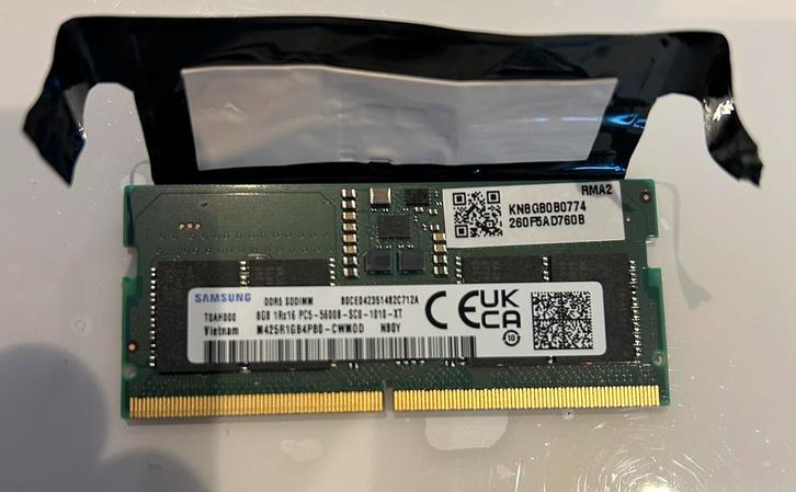Kit RAM DDR5 SODIMM 8Go (16Go) – Samsung – 5600 MHz, Computers en Software, RAM geheugen, Zo goed als nieuw, Laptop, DDR5, Ophalen of Verzenden