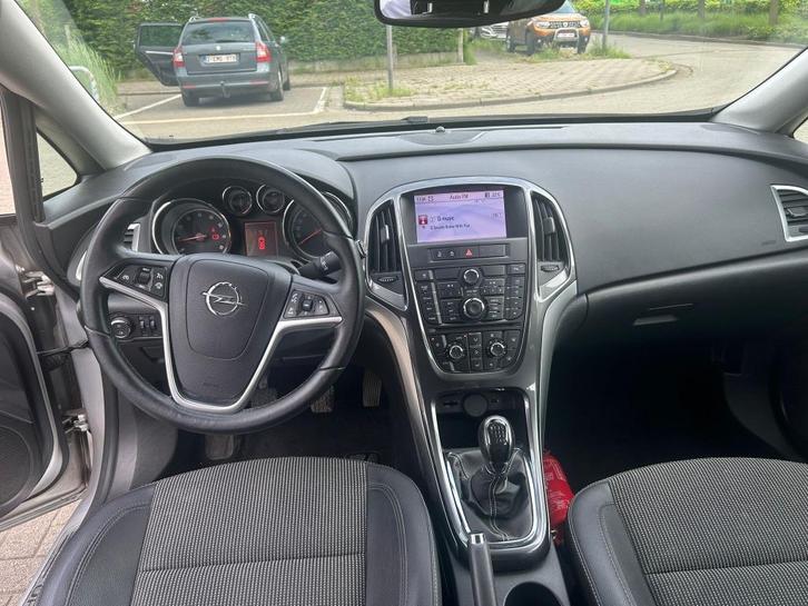 OPEL ASTRA J, Auto's, Opel, Particulier, Astra, Benzine, Euro 5, Handgeschakeld, Zilver of Grijs, Zwart, Ophalen