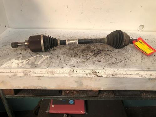 Aandrijfas links-voor van een Opel Crossland X, Auto-onderdelen, Remmen en Aandrijving, Opel, Gebruikt, 3 maanden garantie, Ophalen of Verzenden