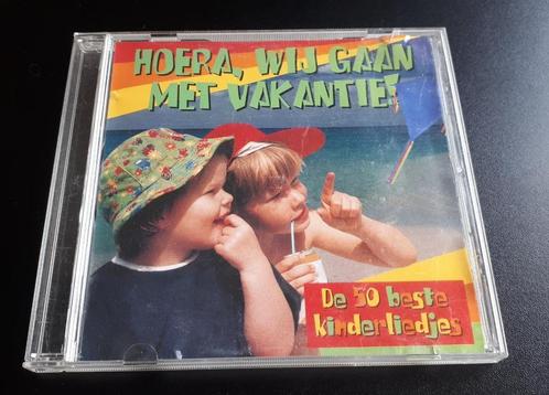 CD - Hoera, wij gaan met vakantie - 50 kinderliedjes - € 1.0, CD & DVD, CD | Enfants & Jeunesse, Utilisé, Musique, Jusqu'à 2 ans