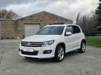 VW Tiguan R-Line 2.0 TDi ** Pano - Leder - Navi **, Voorwielaandrijving, 139 g/km, 4 cilinders, Wit