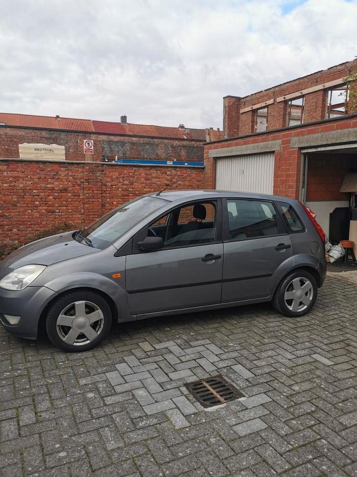 Ford fiesta 1.2 gekeurd 82.208 KM, Auto's, Ford, Particulier, Benzine, Euro 4, Ophalen