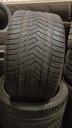 315/30r22 107v m+s winterbanden Pirelli 80€ per stuk +montag, Ophalen