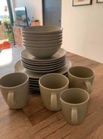 IKEA groen 23-delig servies, Huis en Inrichting, Keuken | Servies, Ophalen, Gebruikt, Compleet servies