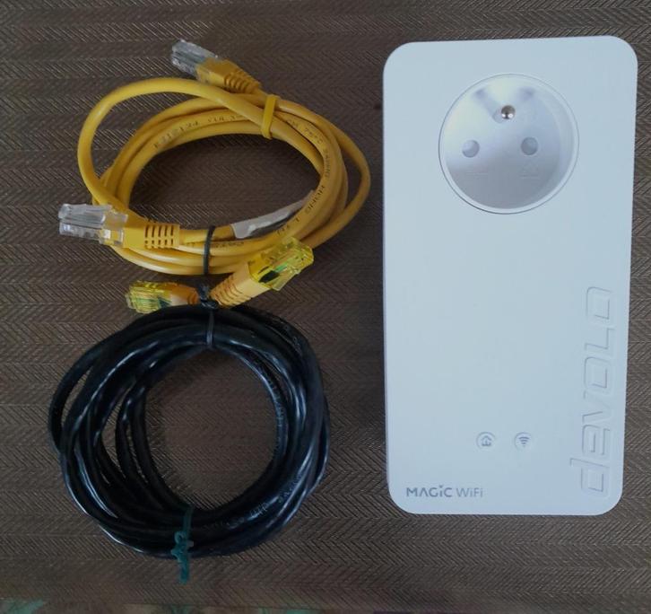 DEVOLO MAGIC 1 WIFI 2-1 - EXTENSION -, Computers en Software, Powerlines, Zo goed als nieuw, Ophalen of Verzenden