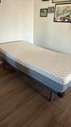 Elektrisch verstelbaar bed frame, Ophalen, Zo goed als nieuw, Matras