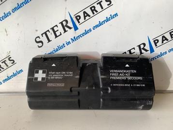 Kit premiers soins d'un Mercedes E-Klasse, Enlèvement ou Envoi, 3 mois de garantie, Utilisé, Mercedes-Benz