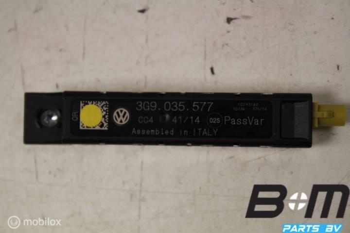 Antenneversterker Volkswagen Passat B8 Variant 3G9035577, Auto diversen, Autoradio's, Gebruikt