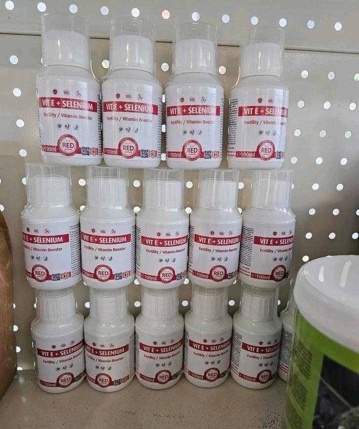 Vit E + Selenium 100 ml - Red Animals, Dieren en Toebehoren, Dierenvoeding, Ophalen