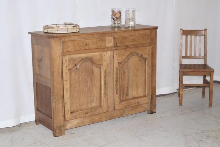 Antieke Franse landelijke boerenkast in zware eik B 136 H 99, Antiek en Kunst, Antiek | Meubels | Kasten, Ophalen
