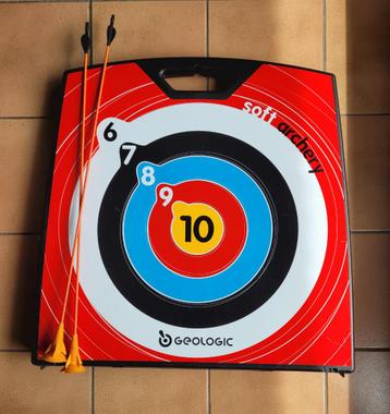 Kit Decathlon arc à flèches avec cible beschikbaar voor biedingen