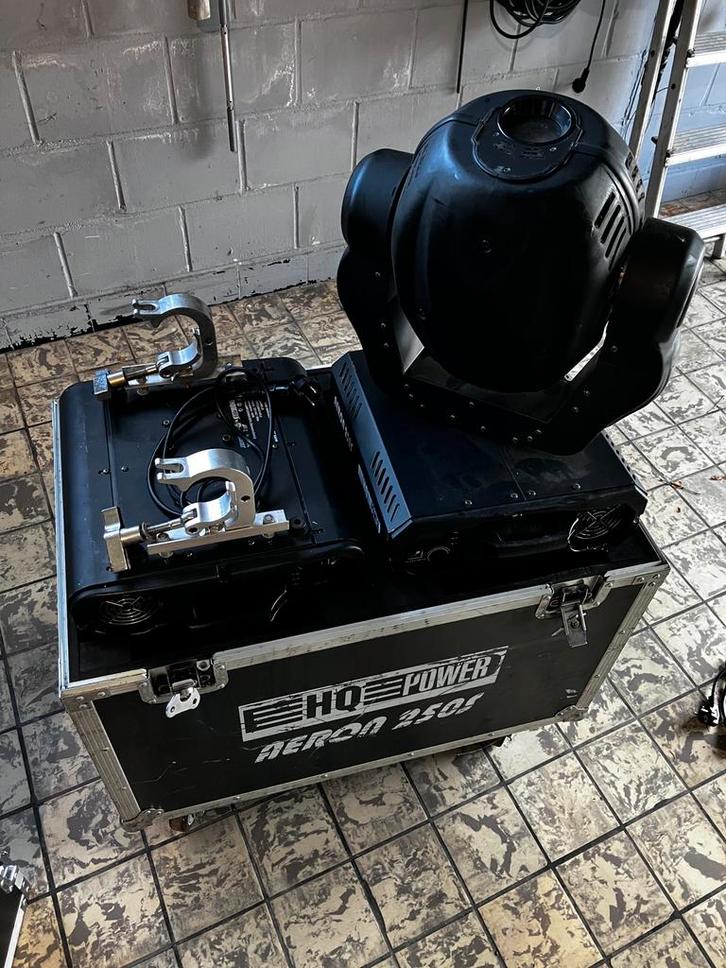 2x HQ Aeron 250s moving head incl flightcase, Muziek en Instrumenten, Licht en Laser, Gebruikt, Licht, Geluidgestuurd, Kleur, Stroboscoopeffect
