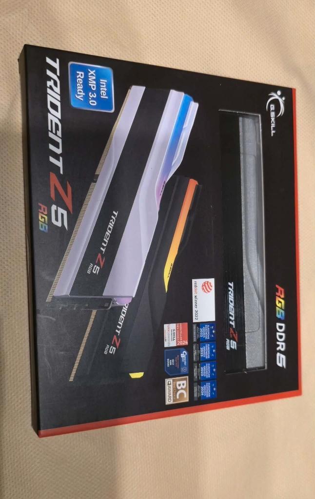 Nieuwe DDR5 G.Skill Trident Z5 RGB 32 gb 6000 mhz CL30, Computers en Software, RAM geheugen, Nieuw, Desktop, 32 GB, DDR5, Ophalen of Verzenden