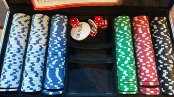 pokerkoffer en pokerchips, Enlèvement, Comme neuf