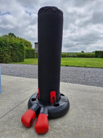 Bokszak outshock kinderen (met bokshandschoenen) beschikbaar voor biedingen