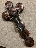 TRÈS VIEUX CRUCIFIX FAIT DE BOÎTES D'ALLUMETTES, Enlèvement ou Envoi