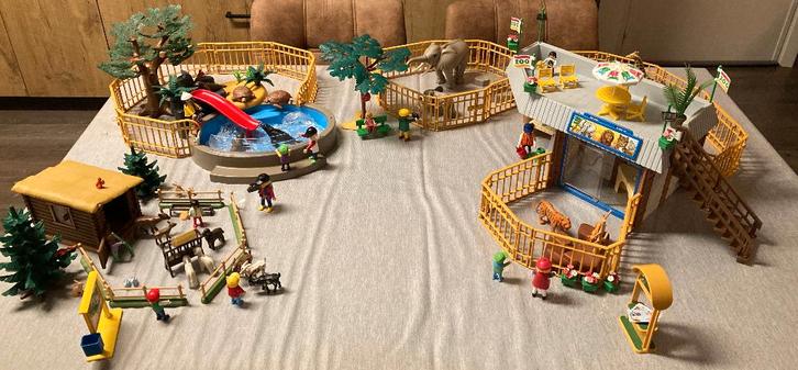 Playmobil - Dierentuin (groot) - kinderboerderij - aquarium, Kinderen en Baby's, Speelgoed | Playmobil, Zo goed als nieuw, Complete set