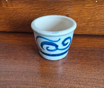Handmade vintage '50 keramiek potje Fama  beschikbaar voor biedingen