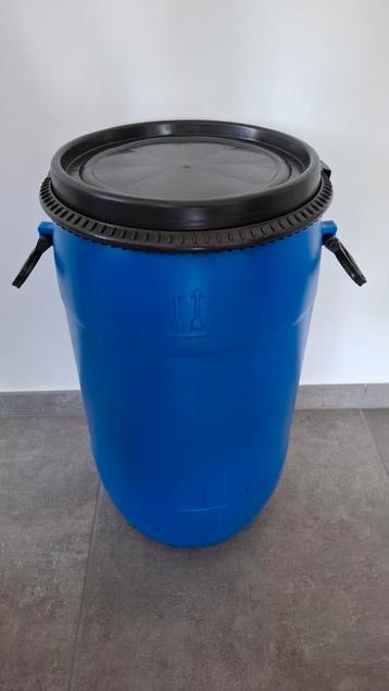 Blauwe 60 liter tonnetjes in nieuwstaat te koop  beschikbaar voor biedingen
