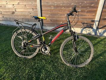 Jongensfiets beschikbaar voor biedingen