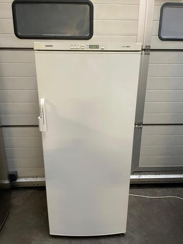 Diepvries Siemens A met GARANTIE beschikbaar voor biedingen