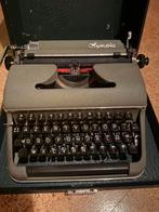 Antieke Olympia SM3 typemachine uit de jaren ‘50, Ophalen, Zo goed als nieuw