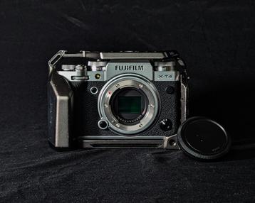Fujifilm X-T4 + Accessoires – Excellent État beschikbaar voor biedingen