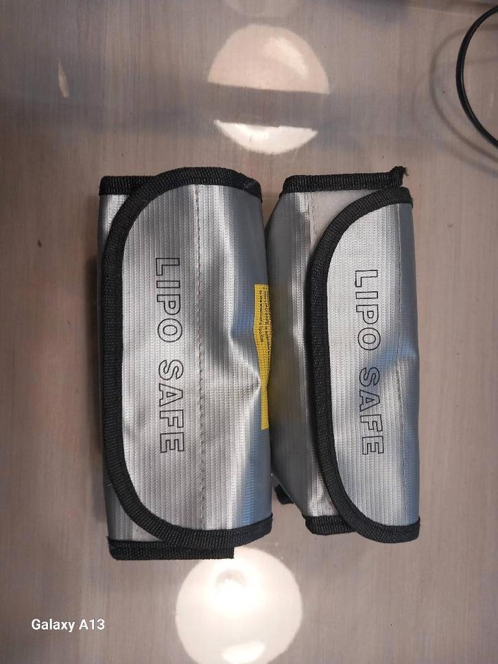 Voiture rc arma kraton 4s, Hobby en Vrije tijd, Modelbouw | Radiografisch | Auto's, Gebruikt, Auto offroad, Elektro, Schaal 1:10