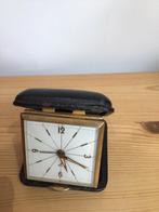 Réveil de poche jaz des années 60, Enlèvement