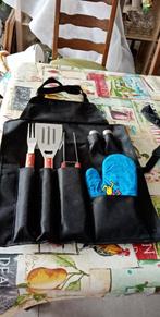Ensemble BQ dans un sac pratique, pinces, fourchette, spatul, Enlèvement ou Envoi, Neuf