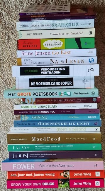 Allerlei boeken gezondheid eten, yoga, esoterie