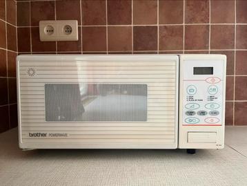 Micro-ondes marque Brother beschikbaar voor biedingen