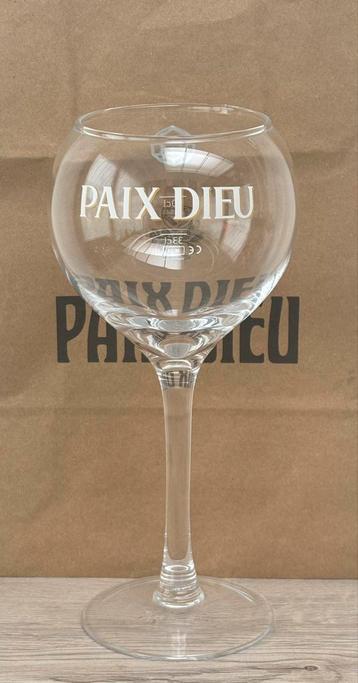 Paix Dieu 33/50cl ambassadeur glas beschikbaar voor biedingen