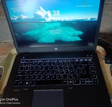 HP  I,5 / WIND.11./ 8 ram/14 " beeldscherm disponible aux enchères