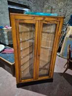Vintage hoekkast van dennenhout, Huis en Inrichting, Ophalen, Zo goed als nieuw, Glas