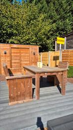 Houten tafel en stoelen, Ophalen, Zo goed als nieuw