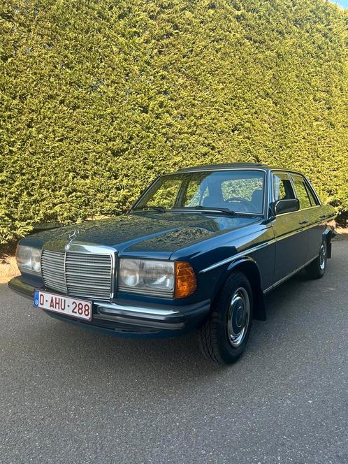 Mercedes 230E, Auto's, Mercedes-Benz, Particulier, 200-Serie, Open dak, Radio, Benzine, Berline, Automaat, Blauw, Blauw, Ophalen of Verzenden
