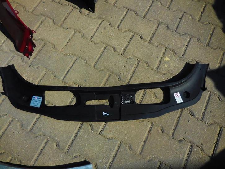 Panamera 970 Grille bovenkant riem overlay doodskop, Auto-onderdelen, Overige Auto-onderdelen, Porsche, Gebruikt, Ophalen of Verzenden