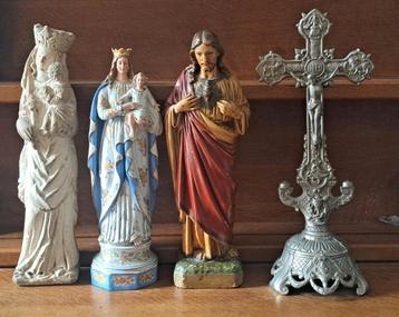Divers objets Religieux. beschikbaar voor biedingen