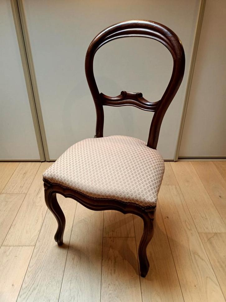 Sierstoel in acajou, volledig herstoffeerd, Antiek en Kunst, Antiek | Meubels | Stoelen en Sofa's, Ophalen