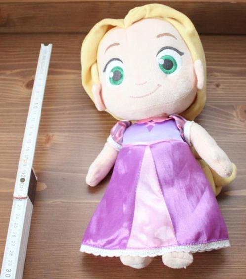 Disney Store Tangled "Rapunzel as Little Girl" pop, Kinderen en Baby's, Speelgoed | Poppen, Gebruikt, Overige typen, Ophalen of Verzenden